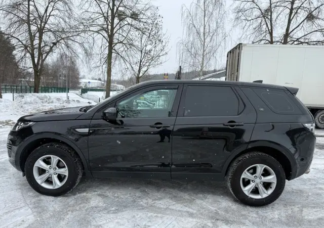 LAND ROVER Discovery Sport D150 SE