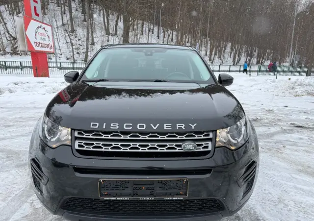 LAND ROVER Discovery Sport D150 SE