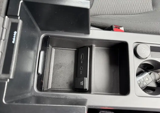 LAND ROVER Discovery Sport D150 SE