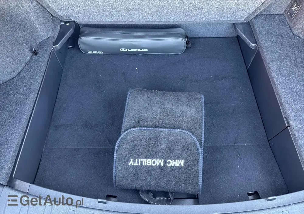 LEXUS UX 250h GPF Business Edition 2WD