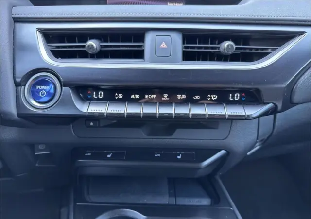 LEXUS UX 250h GPF Business Edition 2WD