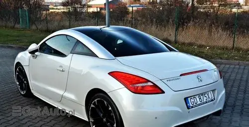 PEUGEOT RCZ 