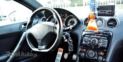 PEUGEOT RCZ 
