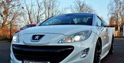 PEUGEOT RCZ 