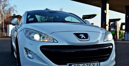 PEUGEOT RCZ 