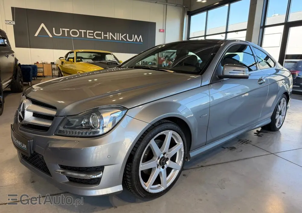 MERCEDES-BENZ Klasa C 180 BlueEFFICIENCY 7G-TRONIC