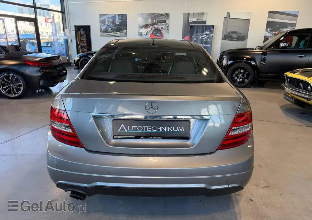 MERCEDES-BENZ Klasa C 180 BlueEFFICIENCY 7G-TRONIC