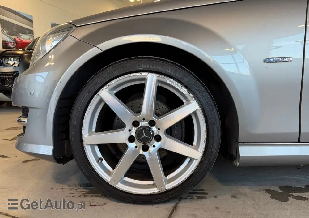 MERCEDES-BENZ Klasa C 180 BlueEFFICIENCY 7G-TRONIC