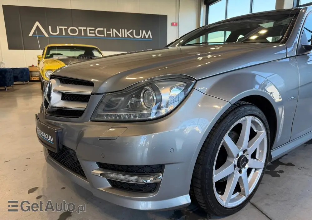MERCEDES-BENZ Klasa C 180 BlueEFFICIENCY 7G-TRONIC