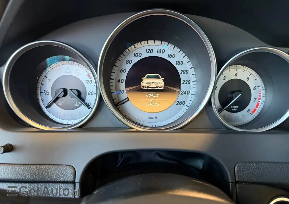MERCEDES-BENZ Klasa C 180 BlueEFFICIENCY 7G-TRONIC