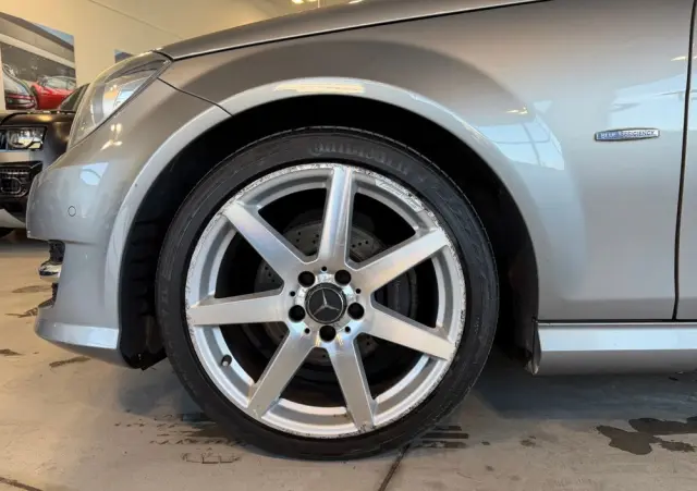 MERCEDES-BENZ Klasa C 180 BlueEFFICIENCY 7G-TRONIC