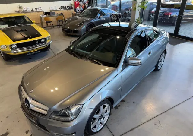 MERCEDES-BENZ Klasa C 180 BlueEFFICIENCY 7G-TRONIC