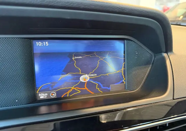 MERCEDES-BENZ Klasa C 180 BlueEFFICIENCY 7G-TRONIC