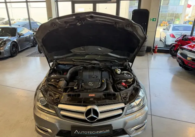 MERCEDES-BENZ Klasa C 180 BlueEFFICIENCY 7G-TRONIC