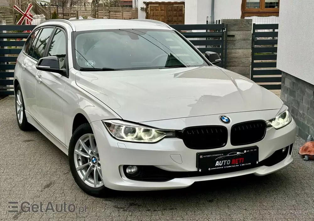 BMW Seria 3 318d DPF Touring Edition Exclusive