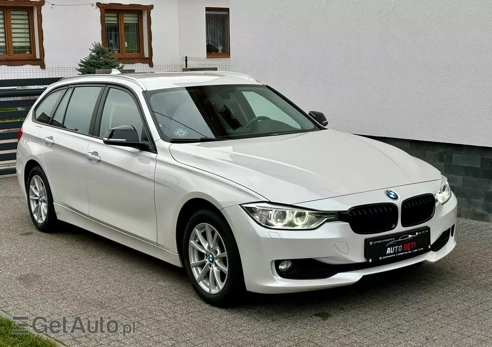 BMW Seria 3 318d DPF Touring Edition Exclusive