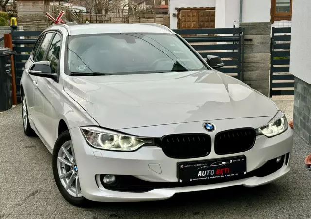 BMW Seria 3 318d DPF Touring Edition Exclusive