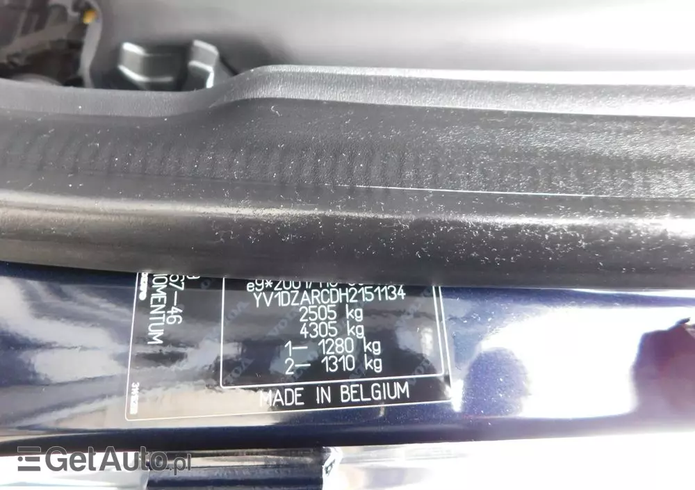 VOLVO XC 60 D3 Drive-E Momentum