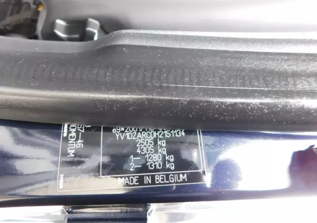 VOLVO XC 60 D3 Drive-E Momentum