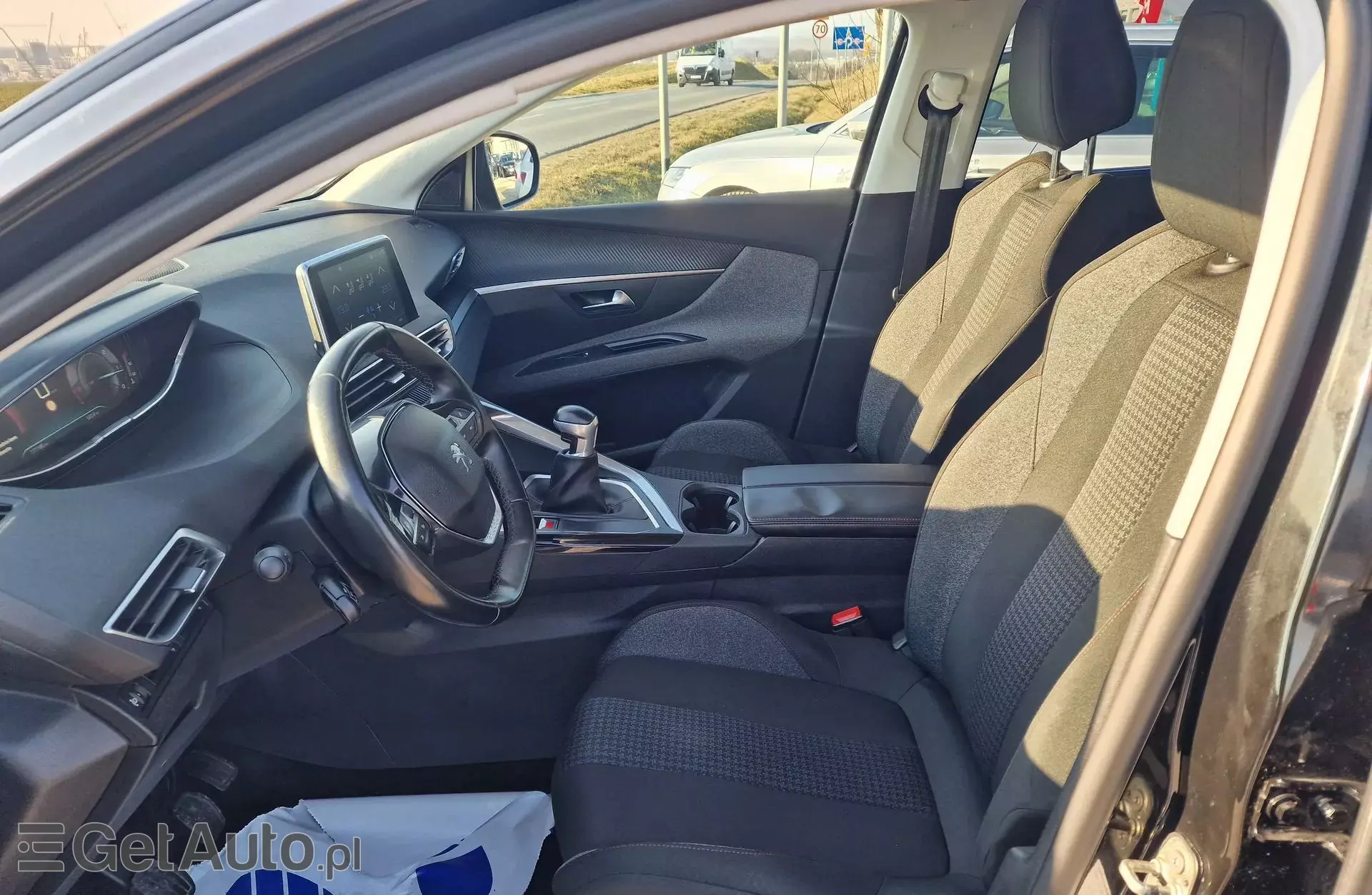 PEUGEOT 5008 1.5 BlueHDi (130 KM)