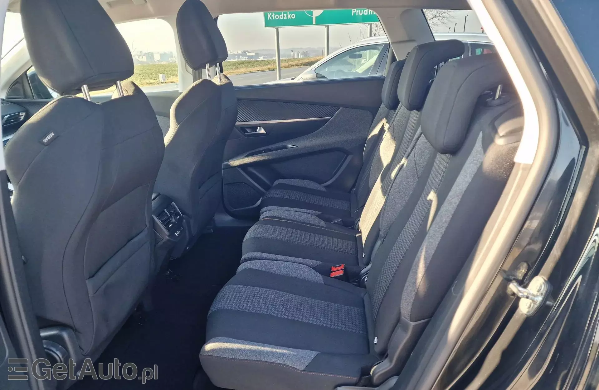 PEUGEOT 5008 1.5 BlueHDi (130 KM)