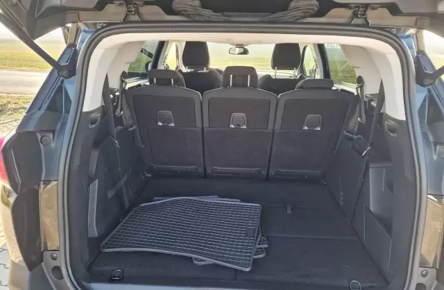 PEUGEOT 5008 1.5 BlueHDi (130 KM)