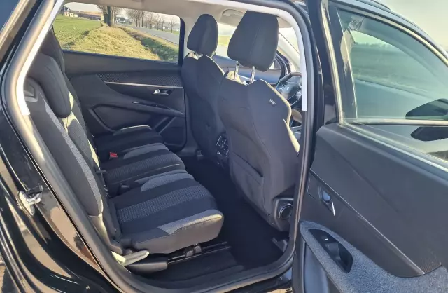 PEUGEOT 5008 1.5 BlueHDi (130 KM)