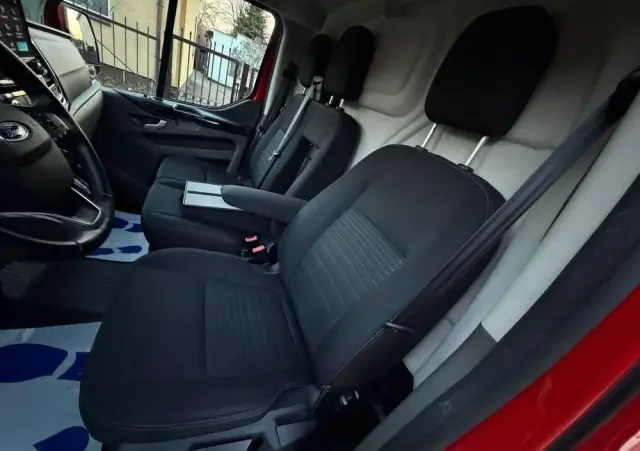 FORD TRANSIT CUSTOM 