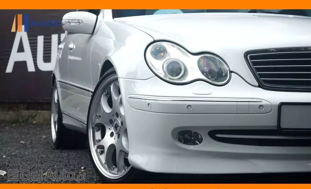 MERCEDES-BENZ Klasa C 32 AMG