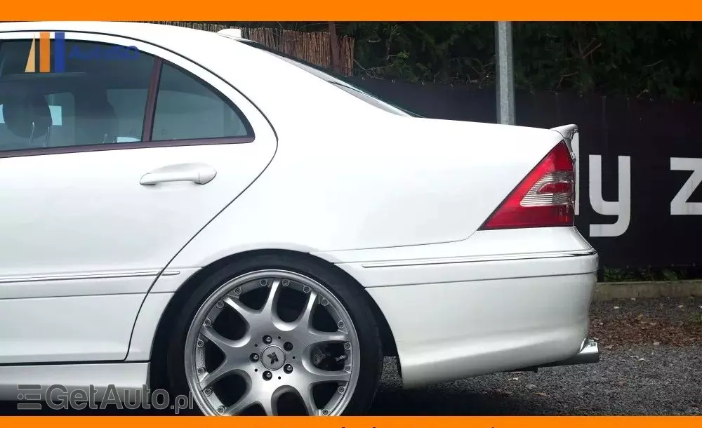 MERCEDES-BENZ Klasa C 32 AMG