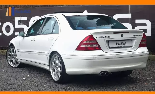 MERCEDES-BENZ Klasa C 32 AMG