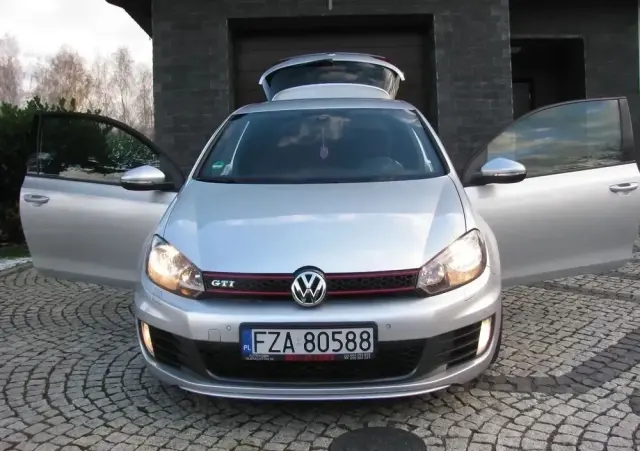 VOLKSWAGEN Golf 2.0 GTI DSG