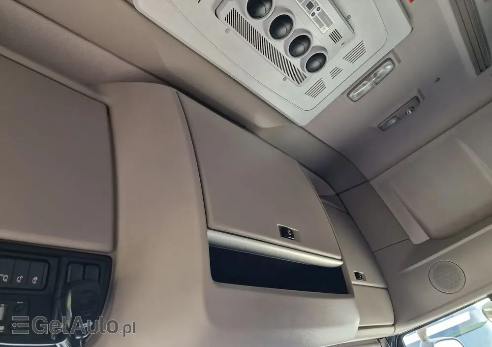 DAF XF 530 SUPER SPACE CAB /SSC / ACC /EURO 6 