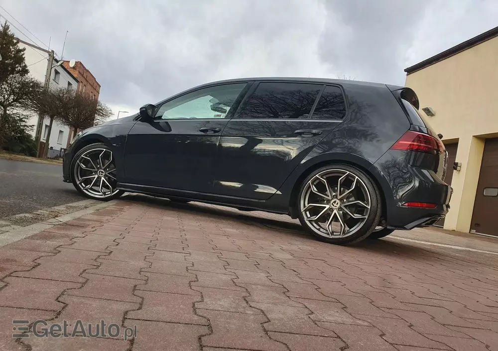 VOLKSWAGEN Golf VII 1.5 TSI BMT Evo Highline