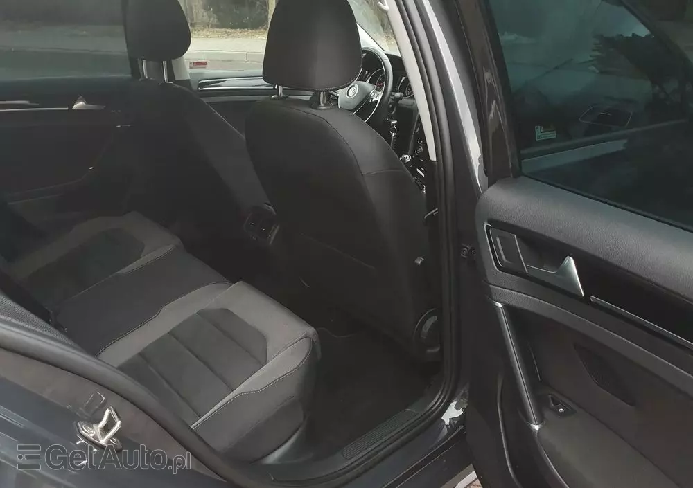 VOLKSWAGEN Golf VII 1.5 TSI BMT Evo Highline