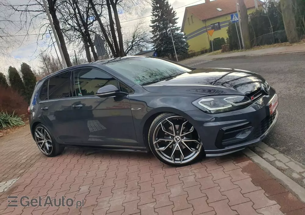 VOLKSWAGEN Golf VII 1.5 TSI BMT Evo Highline