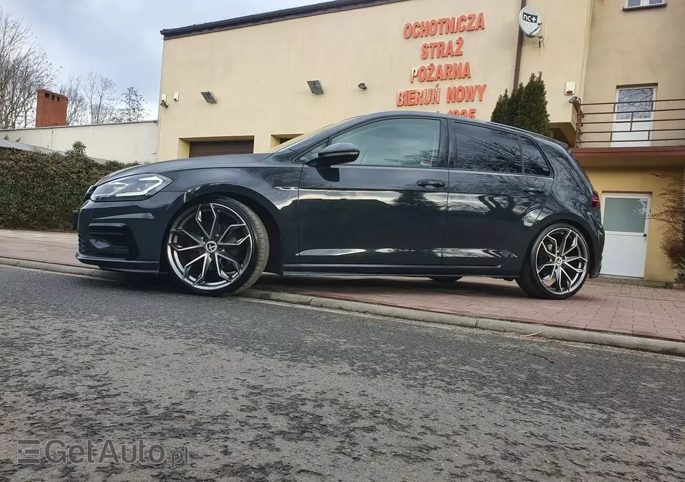 VOLKSWAGEN Golf VII 1.5 TSI BMT Evo Highline