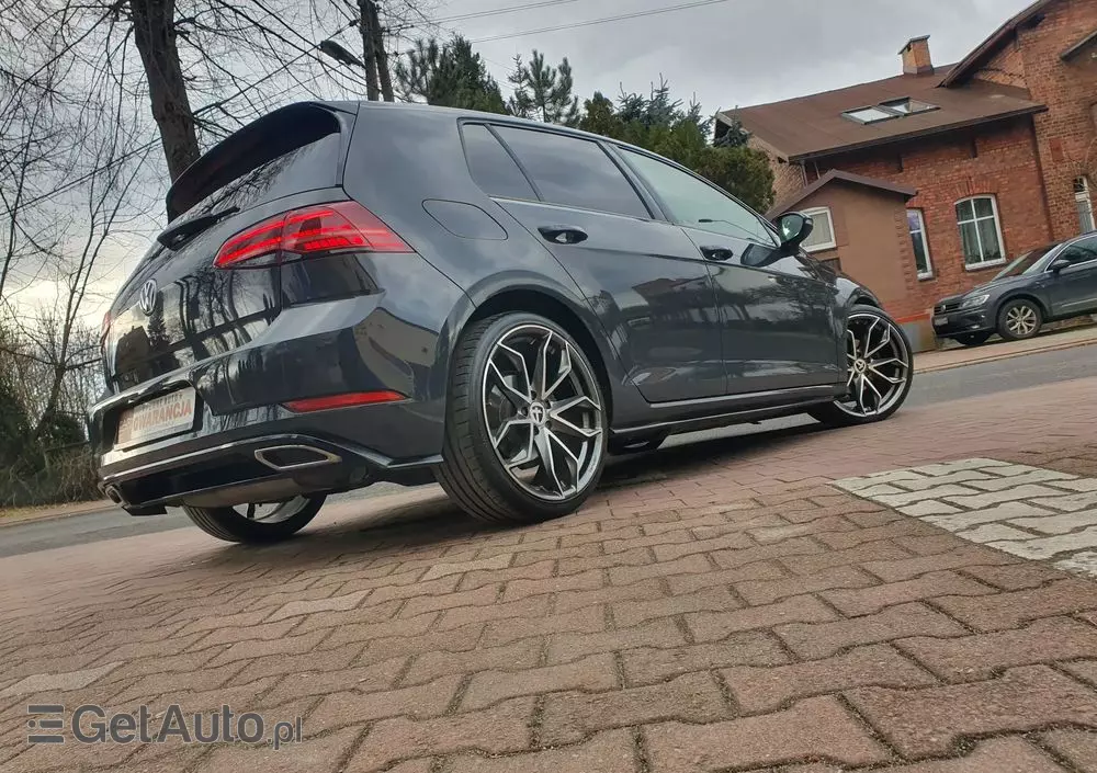 VOLKSWAGEN Golf VII 1.5 TSI BMT Evo Highline
