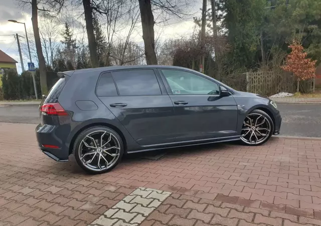 VOLKSWAGEN Golf VII 1.5 TSI BMT Evo Highline