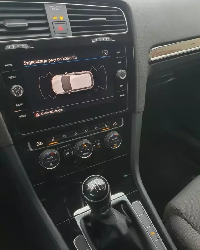 VOLKSWAGEN Golf VII 1.5 TSI BMT Evo Highline