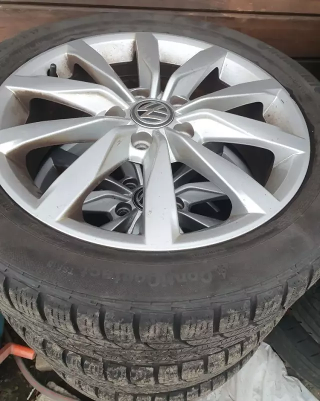 VOLKSWAGEN Golf VII 1.5 TSI BMT Evo Highline