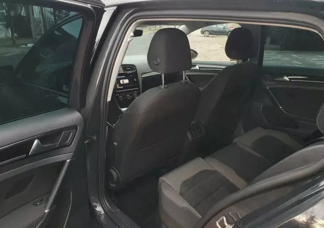 VOLKSWAGEN Golf VII 1.5 TSI BMT Evo Highline