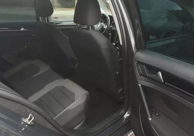 VOLKSWAGEN Golf VII 1.5 TSI BMT Evo Highline