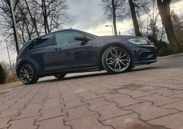 VOLKSWAGEN Golf VII 1.5 TSI BMT Evo Highline