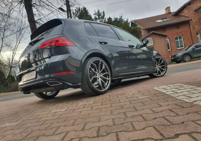 VOLKSWAGEN Golf VII 1.5 TSI BMT Evo Highline