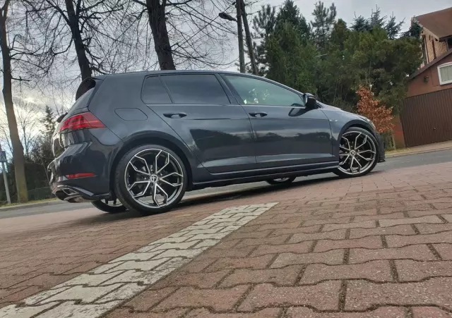 VOLKSWAGEN Golf VII 1.5 TSI BMT Evo Highline