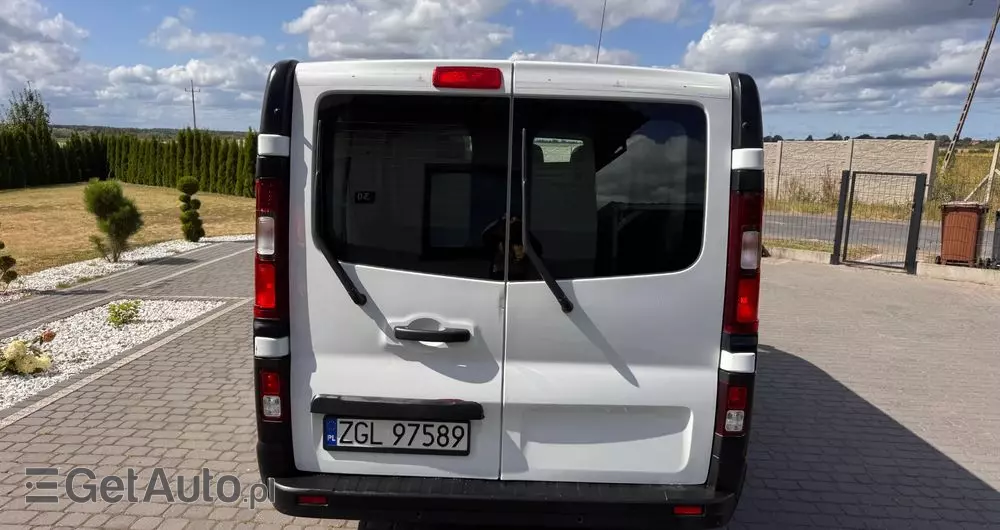 OPEL VIVARO 