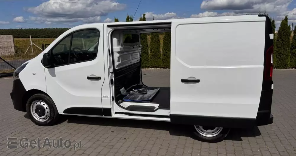 OPEL VIVARO 