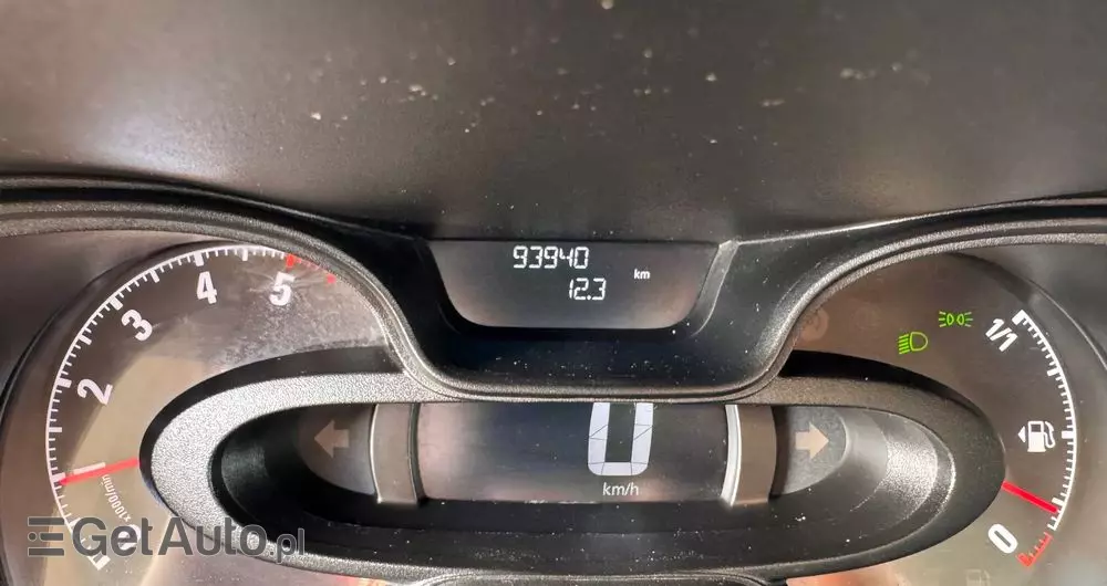 OPEL VIVARO 