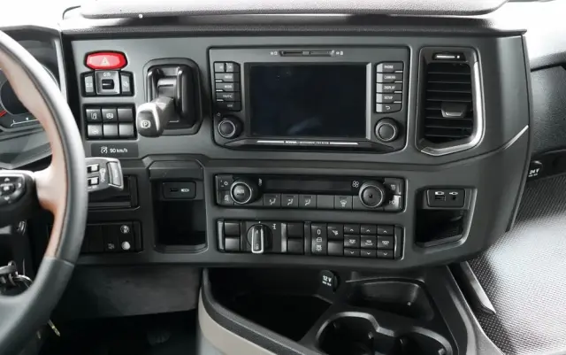 SCANIA S 500 / RETARDER / KLIMATYZACJA POSTOJOWA / NAVI / PO KONTRAKCIE SERWISOWYM 